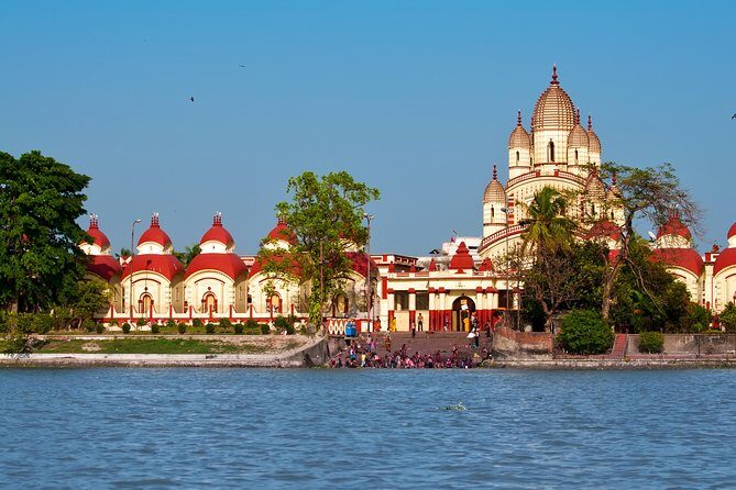 Private Tour Places of Worship in Kolkata including Mother House - Kalighat Kali Temple: devotion in motion, 45 minutes done right