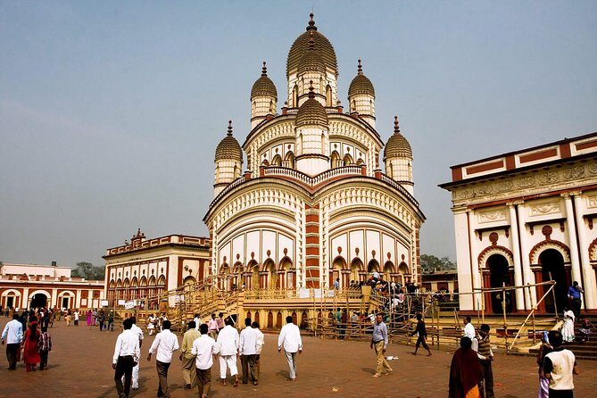 Private Tour Places of Worship in Kolkata including Mother House - Dakshineswar Kali Temple: architecture you can read with your eyes