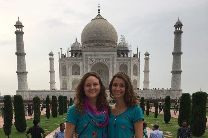 Private Tour : Sunrise Taj Mahal tour from Delhi - Lunch and the Marble Factory Stop: A Real Break From Sightseeing