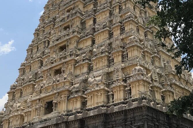 Private Tour to Kanchipuram and Mahabalipuram with Pick Up - Kanchipuram: A Temple Town with Silk in the Background