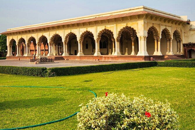 Private Tour to Taj Mahal and Agra From Delhi by Car - The drive to Agra: private car comfort that really changes the day