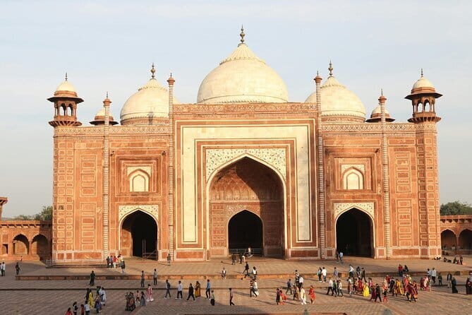 Private Tour to Taj Mahal and Agra From Delhi by Car - Delhi pickup timing: choosing your start (and your meal)