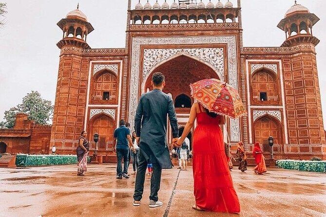 Private Train Tour: 3-Day Golden Triangle Delhi, Agra, Jaipur from Delhi - Day 2: An Early Express Train to Agra, Then Taj Mahal and Agra Fort