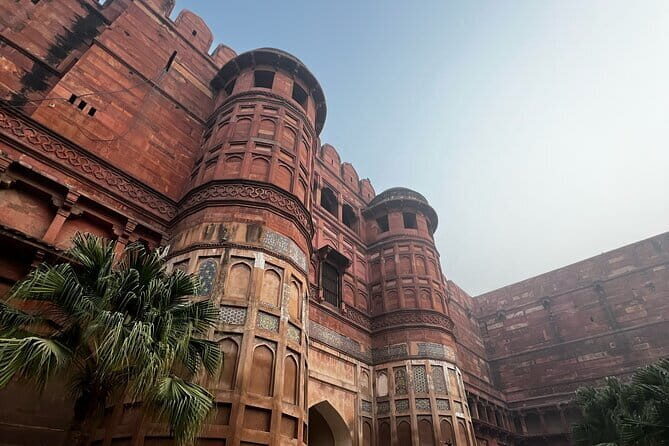 Private Transfer Agra to Delhi - Driver Quality and Safety: Why It Shows Up in Reviews