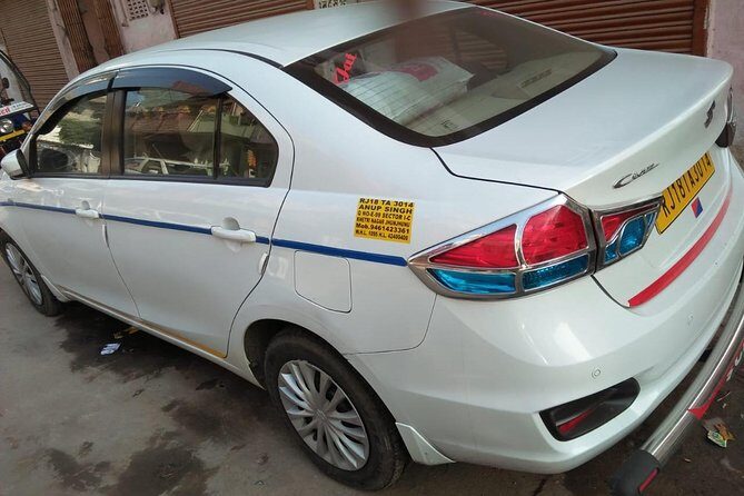 Private Transfer From Jaipur To Agra - The 4 to 5 Hour Ride: Comfort, Water, and Real Stops