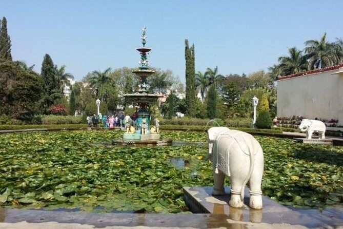 Private Transfer From Udaipur Hotel To Udaipur Airport - Private AC Transfer From Udaipur Hotel to Dabok Airport