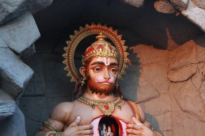 Private Walking Tour in Rishikesh - Gita Bhawan: Ashram Life With Plenty of Rooms and Devotion