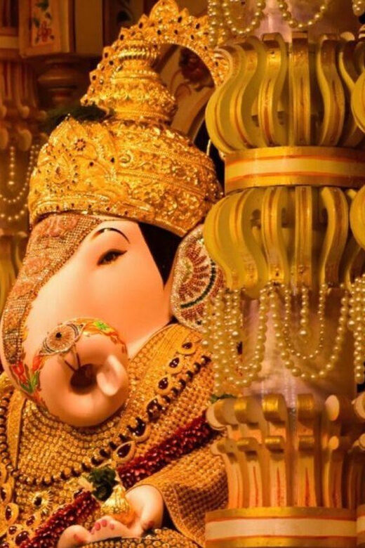 Pune: Sacred Sites Half Day Tour with Snacks (AC Car Tour) - Snacks and the vegetarian food question you’ll actually care about