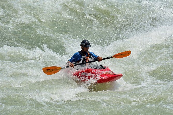 Rafting Brahmpuri Down (9 km) - A 9 km Ganges float for families, seniors, and first-timers