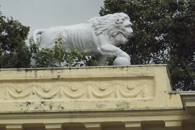 Raj Heritage Walk - Walking Kolkata’s Colonial Core: From Esplanade East to B.B.D. Bagh