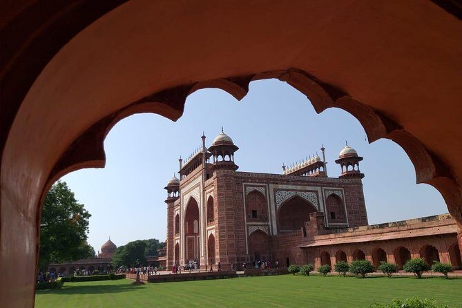 Rajasthan Heritage Tour - Amber Fort, Jal Mahal, the Monkey Temple area, and Jaipur’s evening bazaar