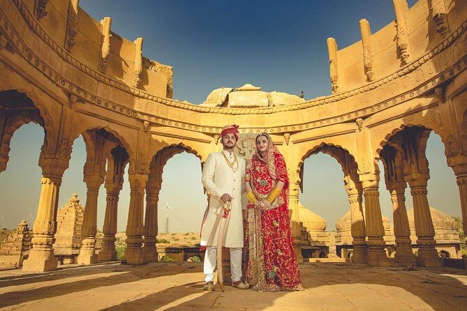 RAJASTHAN WITH VARANASI TOUR (15 Nights /16 Days) - Udaipur: Lake Pichola boat ride plus City Palace crystal gallery