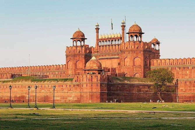 Red Fort Fast Track Entry Ticket in Delhi 2 hours Tour - Diwan-I-Aam: Where Rulers Spoke to the Public