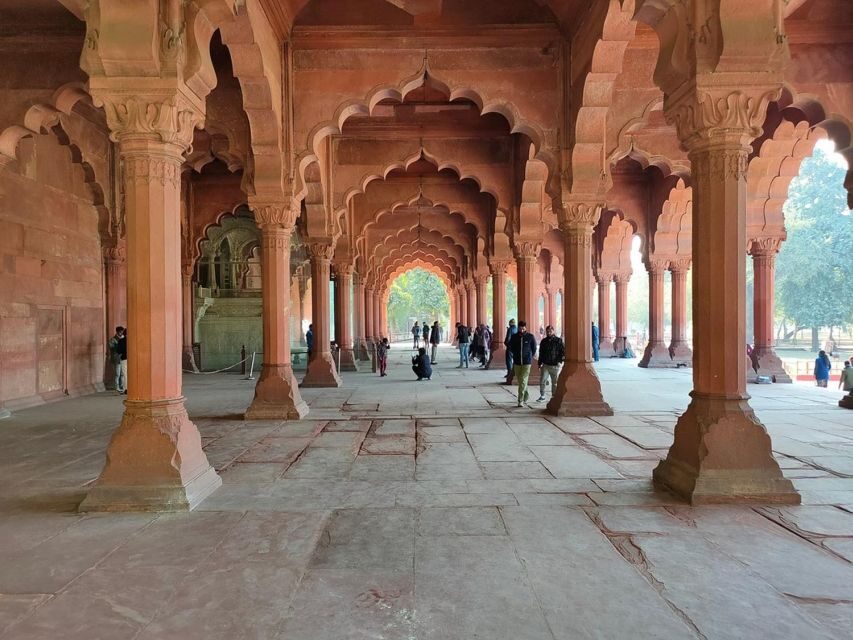 Red Fort Skip-the-Line E-tickets & guide Delhi transfers - Hotel transfers in Delhi: the hidden value