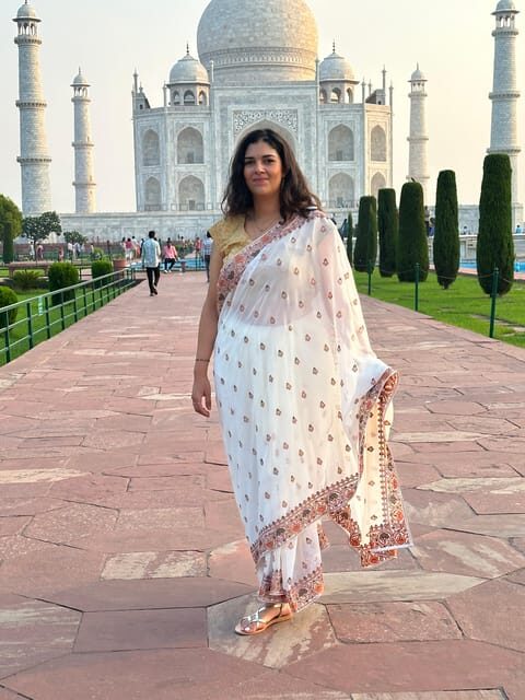 Rent a sari or kurta pajama for Taj Mahal visit & picture - Returning the outfits: keeping the rest of your day simple