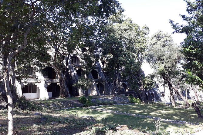 Rishikesh: Beatles Ashram Art & Meditation Walking Tour - Parmarth Niketan: Ganga riverfront calm with Himalayan context