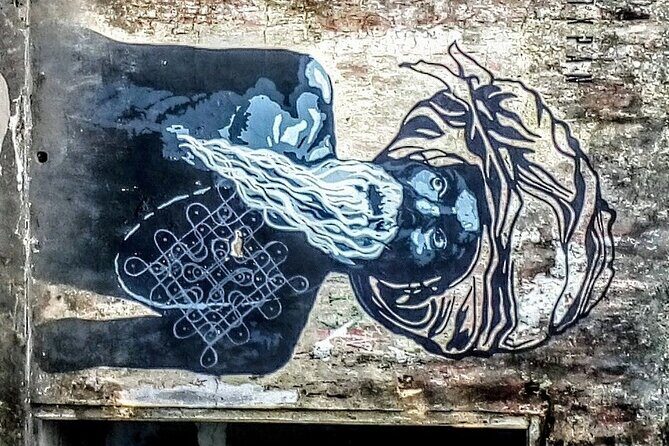 Rishikesh: Beatles Ashram Art & Meditation Walking Tour - Gita Bhawan: a spacious riverbank complex tied to Guru Shri Ram Sukh Daasji