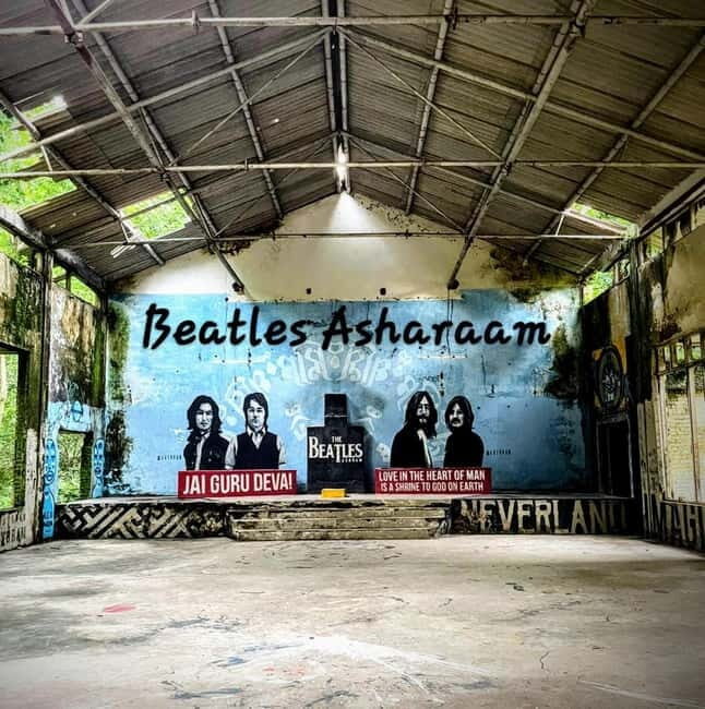 Rishikesh Guided Walking Tour: Laxman Jhula, Ganga Aarti - Beatles Ashram (Chaurasi Kutia): art, murals, and why the story sticks