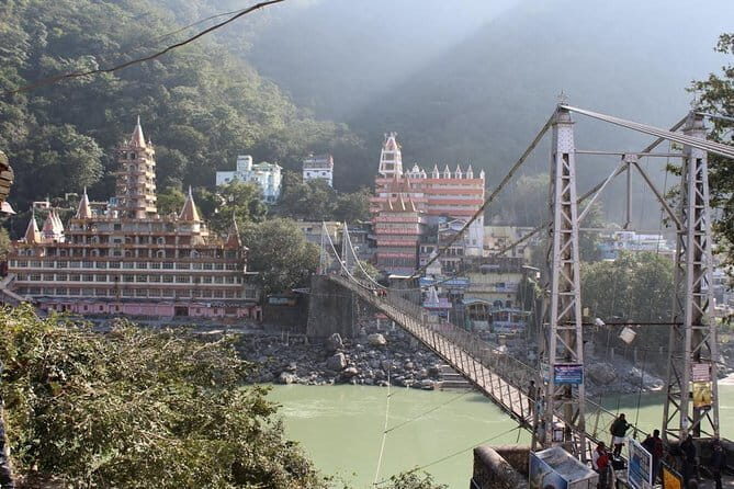 Rishikesh Private Guided Sightseeing Tour by Car - Stop-by-stop: bridges, ashrams, and the Rishikesh temple belt