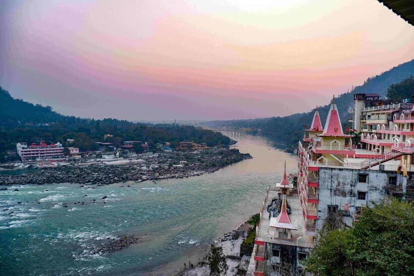 Rishikesh Spiritual Evening Tour with Sacred Ganga Aarti - Guide quality and pace: why Chandon’s style gets praise
