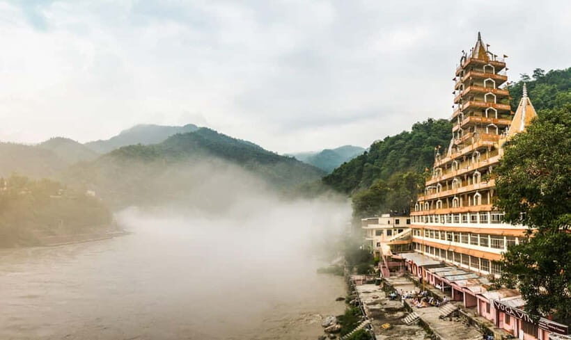 Rishikesh: Walking Tour of Ashrams and Ghats - Parmarth Niketan Ashram and the river rituals: what to watch for