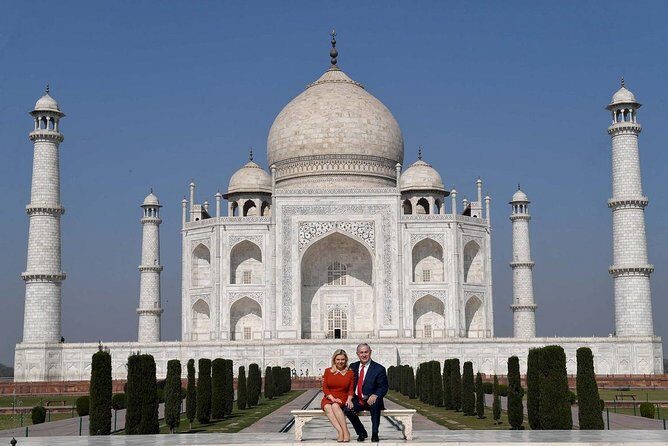 Royal Taj Mahal Day Experienc From New Delhi By First Class Train - First-Class Delhi-to-Agra by Gatimaan Express