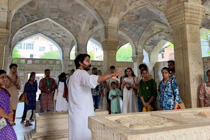 Saints and Royals of Delhi Private Tour - Mirza Ghalib’s tomb: small monument, big literary gravity