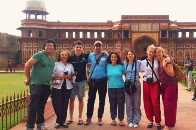 Same Day Agra From Delhi By AC Car - Delhi to Agra in a private AC car: what that really changes
