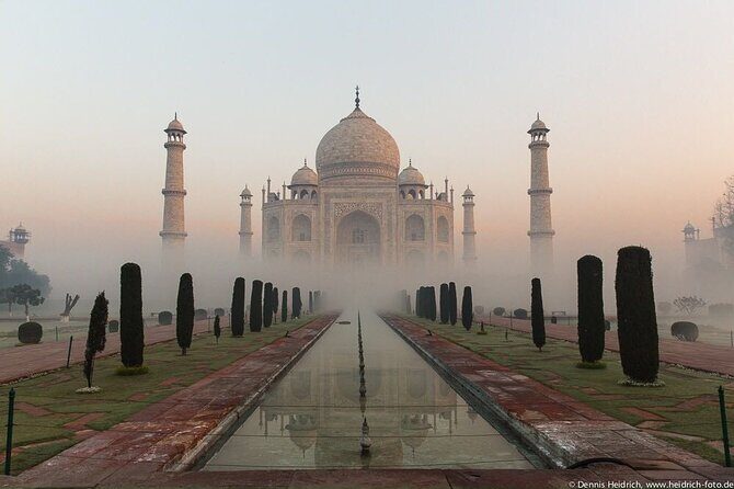 Same Day Agra Taj Mahal Tour by Express Train From Delhi - The Taj Mahal visit: how to make 3 hours feel like more