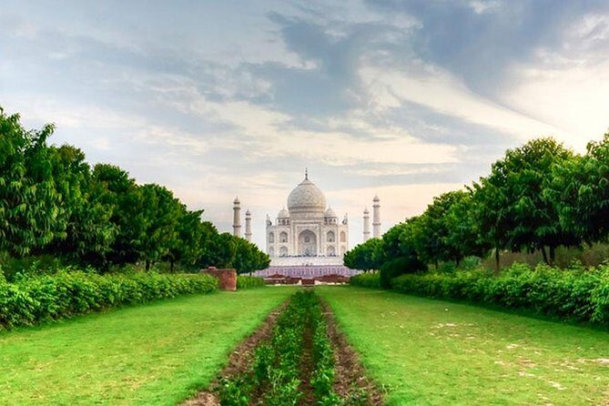 Same Day Luxury Tour to Taj Mahal & Agra Fort - The return drive: back to Delhi before the day collapses