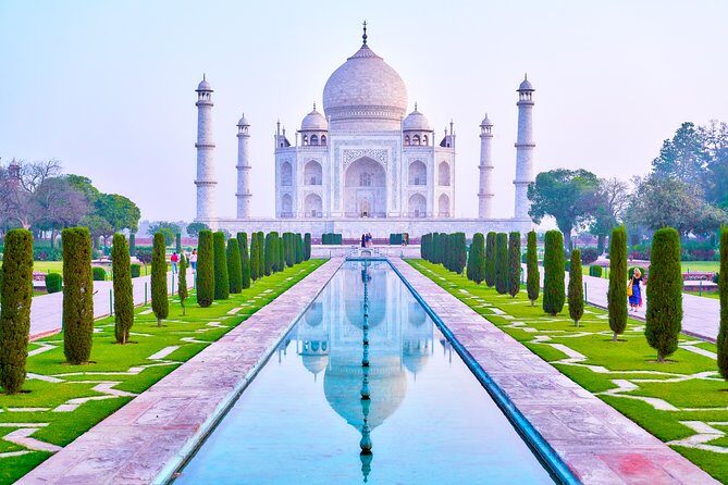 Same Day Mathura and Vrindavan Tour with Taj Mahal from New Delhi - Krishna Janmabhoomi Mandir later in the day