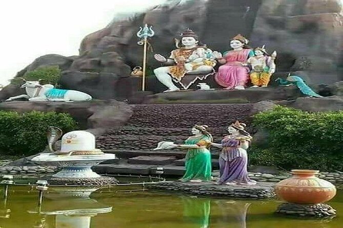 Same Day Mathura Vrindavan Tour from Delhi - Group size and privacy: only your group, mobile ticket