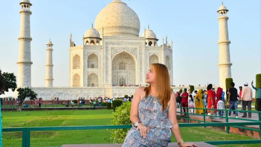 Same Day Taj Mahal Agra Tour Package from Delhi by Car - Private AC car logistics: door-to-door convenience that saves real time