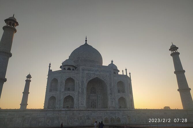 Same Day Taj Mahal and Agra Fort tour from New Delhi - Hotel Pickup, AC Car, and a Driver Who Keeps You Moving