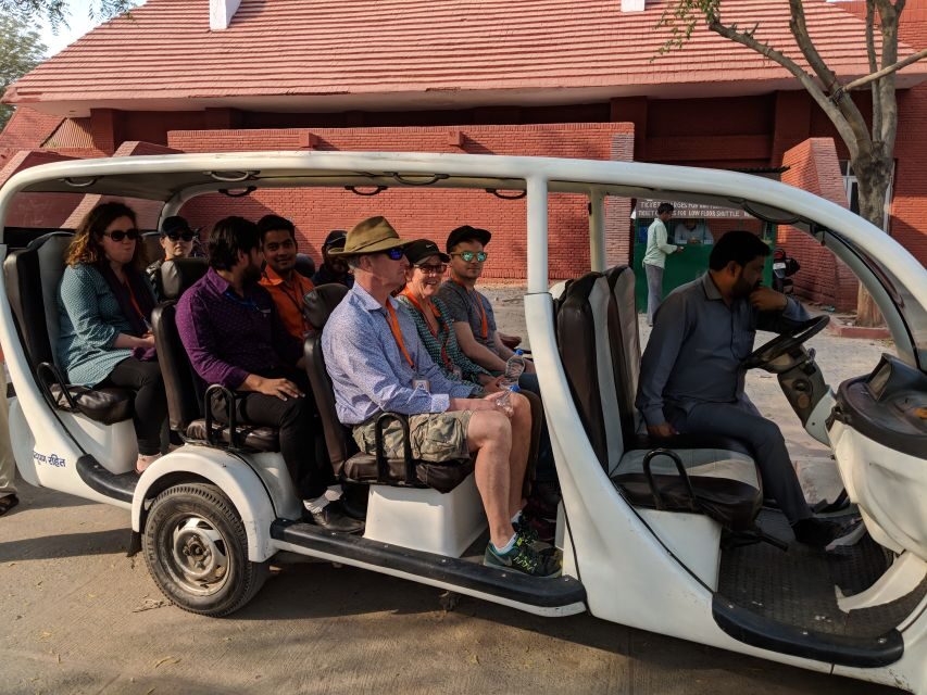Same Day Taj Mahal, Fort & Baby Taj Tour from Delhi by Car - Languages and communication: you’ll likely get along fine