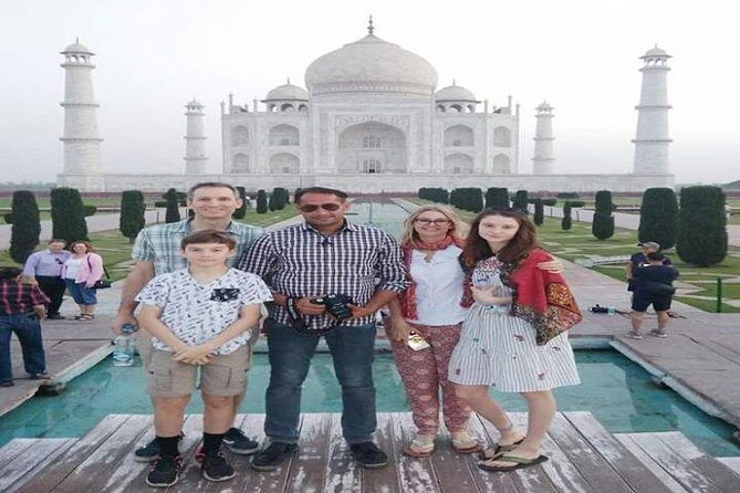 Same Day Taj Mahal Private Tour from Delhi by Car - Driving From Delhi to Agra: Yamuna Expressway Comfort Tips
