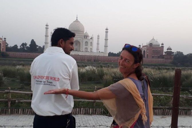 Same Day Taj Mahal Tour By Gatiman Express Train With Local Tour Guide - Agra Fort for 2 hours: the Mughal timeline you can feel in stone
