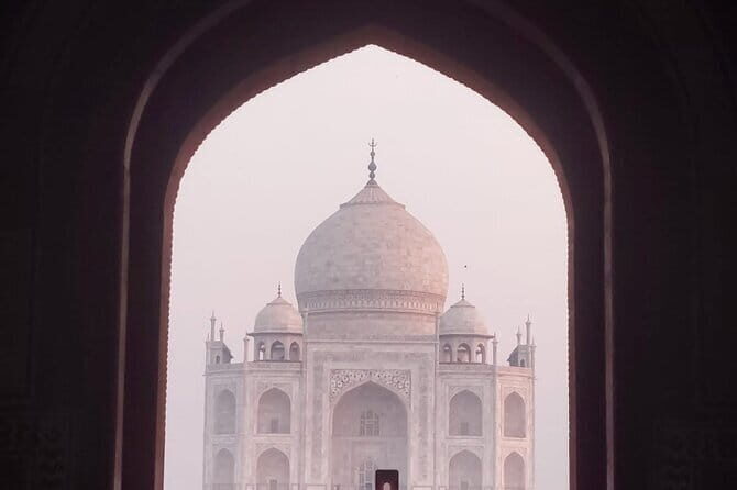 Samode Day Tour - The Heart of Samode: Palace Courtyards, Mirror Hall, and Old Frescoes