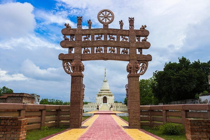 Sarnath - Where Buddha preached his first sermon of Buddhism - Walking through Varanasi: how the guide helps