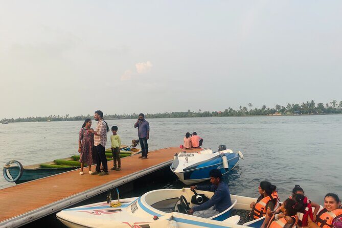 Shikara Boat Tour Alleppey Backwater Fantastic Boat Cruise - Kainakary terminal and floating-bridge country