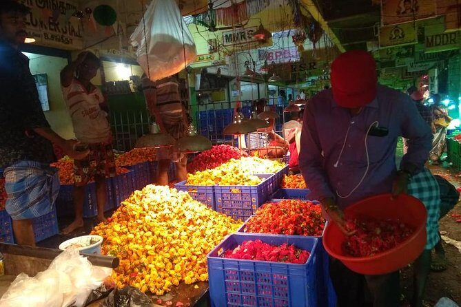 Shopping and Bazaar trail in Chennai - VTI Chennai craft emporium: traditional handicrafts with a real institution behind them