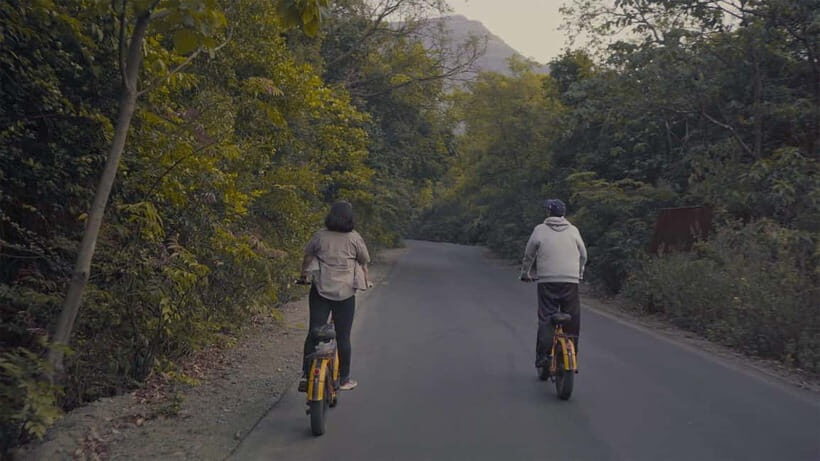 Short E-Cycle/Bike Tour: Serene Trails of Udaipur - Fateh Sagar Viewpoints: Photos With Less Hassle