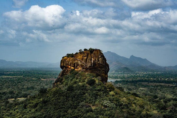 Sigiriya Dambulla Day trip from Kalutara Bentota Wadduwa Beruwala - A private day that hits Sigiriya first, when energy is highest