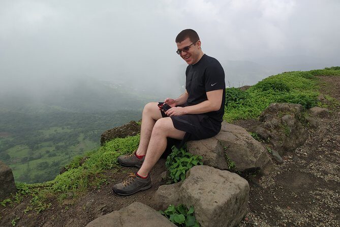 Sinhagad Fort Trip (Guided Half Day Sightseeing Tour) - Private pickup, car, and a small group: the real value