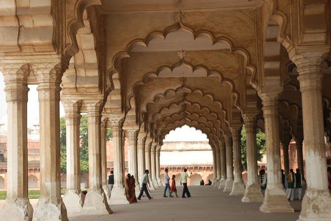 Skip-the-Line: Agra Fort Entrance Ticket with Guided Tour - Agra Fort in 90 Minutes: what your $10 guided ticket actually covers