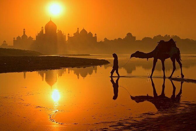 Skip the Line: Half Day Sunrise Tour of Taj Mahal by TUK TUK - Breakfast timing and where photos fit into the plan