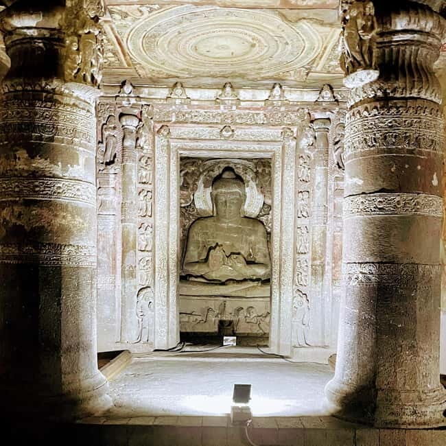 Skip-the-queue private Ajanta & Ellora 2-Day Tour ticket inc - Ellora caves and Bibi ka Maqbara: how day two flows