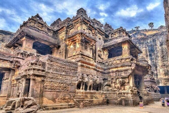 Skip-the-queue private Ajanta & Ellora 2-Day Tour - The Ajanta-to-Ellora pairing (it’s a smart “two styles” lesson)