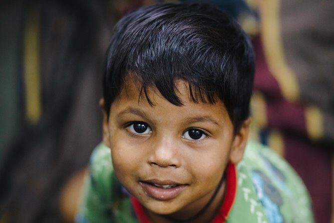 Small- Group Delhi Slum Walking Tour - Key things that make this tour work