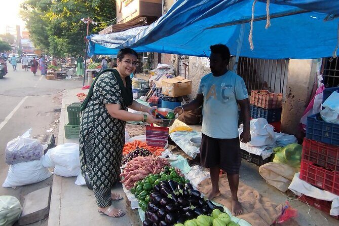 South Indian Vegetarian Cooking Class in Chennai with Meena - If you add the Mylapore market tour, you’ll shop like a local
